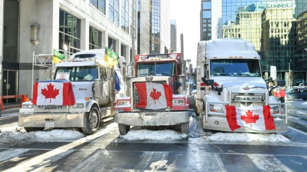 Trucks in Ottawa in February 2022 protest against Covid-19 public health regulations and mandates