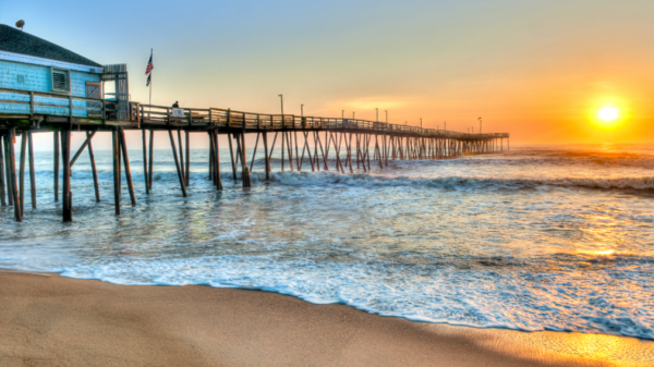Stacker crunched the numbers from a variety of sources to find the best beach towns in the United States.